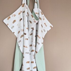 Borstvoedingsdoek voertuigen beige zand bruin mintgroen baby jongen
